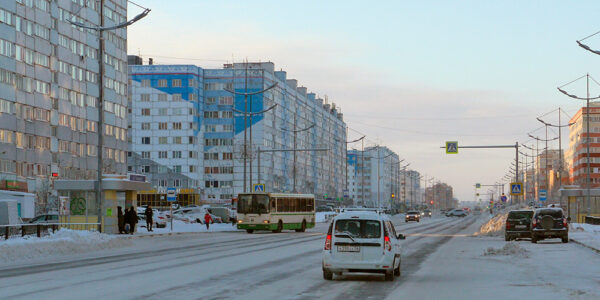 в Новый Уренгой